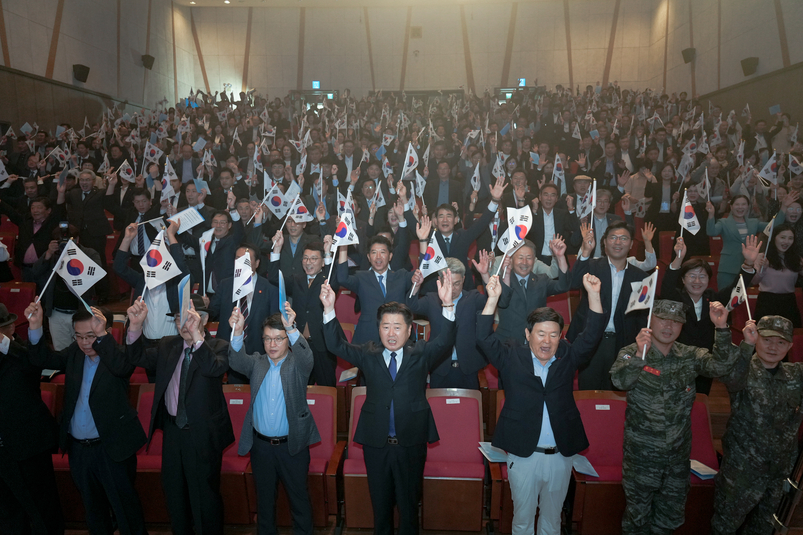 9일 오전 10시 설문대여성문화센터에서 열린 577돌 한글날 경축식.