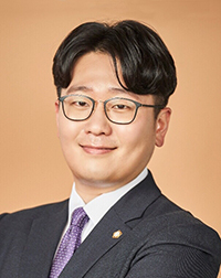이용혁 변호사