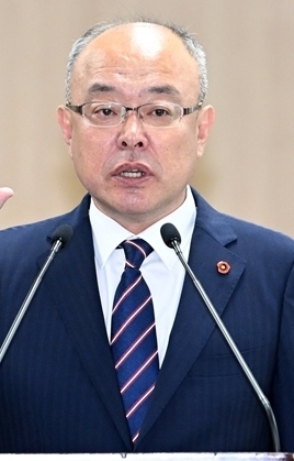 강기탁 제주도 감사위원장.