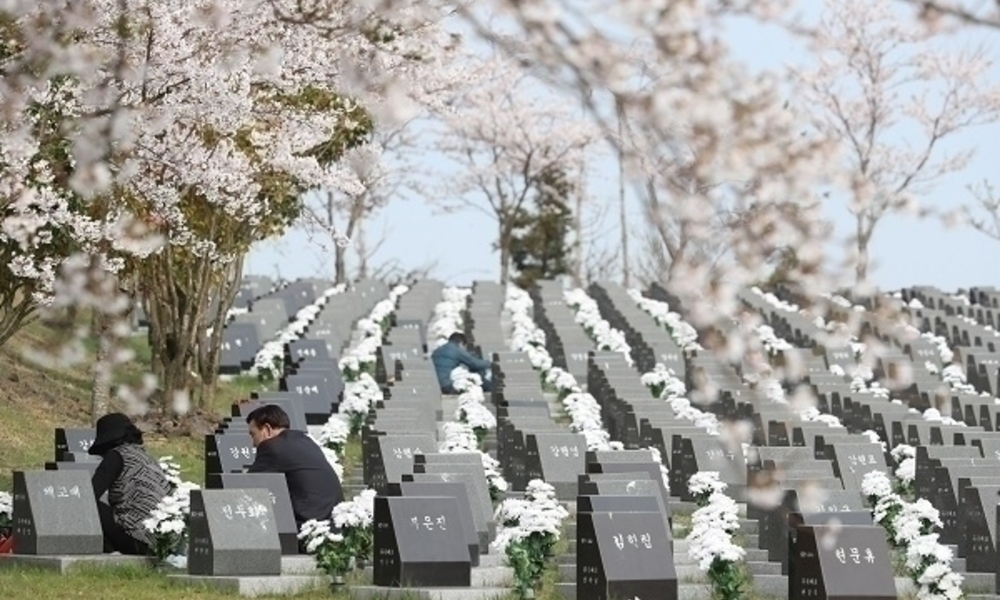4·3 일반재판 희생자 첫 직권재심서 명예회복 ... 20명 전원 무죄