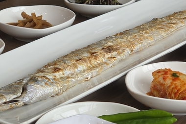 '1인 10만원' 논란 뒤엔 '착오' … 제주 갈치구이 실제 가격은?