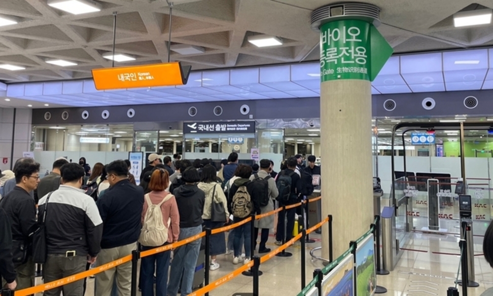황금연휴 제주공항에 52만명 북적인다 … 제주공항, '한계 시험대'