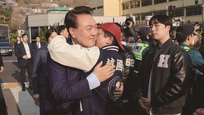 이기고 돌아왔다? 부끄러움을 모르는 죄