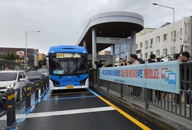 제주, 국내 첫 '섬식정류장' 본격 운영 … 도민 혼란 속 '첫발'