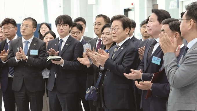 기업인 중용 내각 … ‘일하는 실용정부’, 현장 중시 정책 기대한다