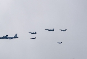 제주 남방 공해상서 한·미·일 공중훈련 … 미 전략폭격기 B-52H 첫 전개