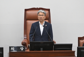 이상봉 제주도의회 의장 "기초자치단체 설치 규모 여론조사 추진"