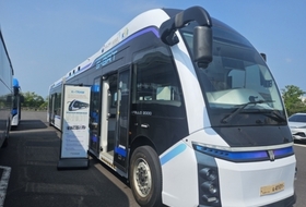 제주에 전기 굴절버스 등장 … BRT 시범운행 협의 중