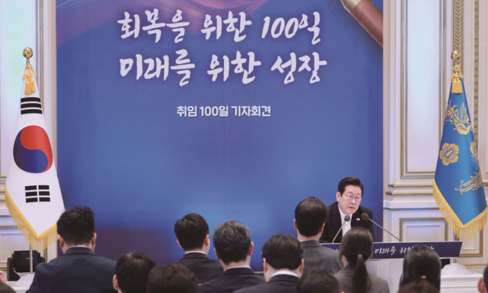 취임 100일 ‘실용주의자’ 李 대통령, 진짜 시험대는 지금부터다