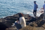 천연기념물 용머리해안서 아이 용변 본 중국인 … 물티슈·배설물도 방치
