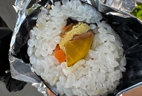 "4천원 김밥, 밥만 가득" … 탐라문화제 바가지 논란 확산