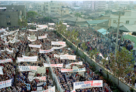 [포토 제주오디세이] 1980년 제주시 북초등학교 운동장 그리고 지금 (2)