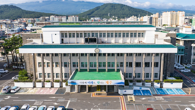 [새해 달라지는 것] 제주, 손자녀 돌보는 조부모에 수당 지급