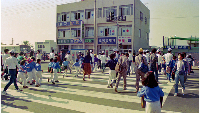 [포토 제주오디세이] 1984년 제주시 버스터미널 앞 그리고 지금