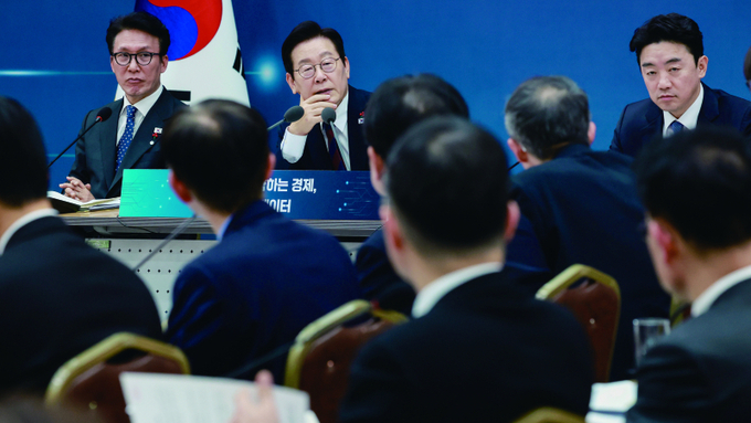 반도체 빼면 ‘수출 역성장’ … 산업 체질 개선 시급하다