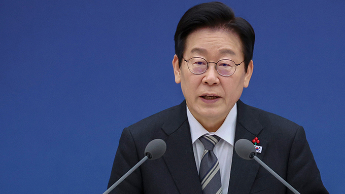 <속보>李대통령 "'4·3 강경진압' 박진경 유공자 등록 취소 검토하라"