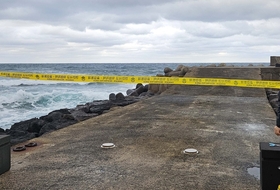 강풍에 높은 파도 몰아친다 ... 제주해경, '연안 사고 주의보' 발령