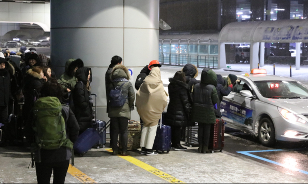 제주공항 발 묶인 체류객? 긴급택시 500대 출동한다