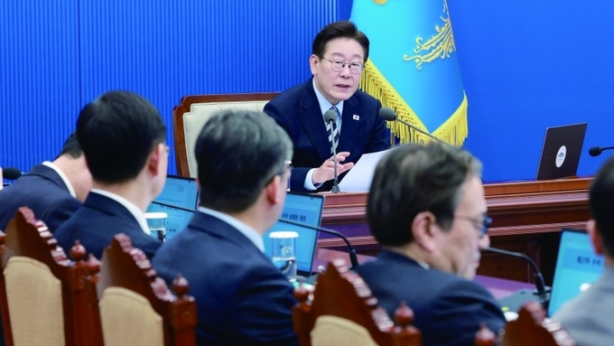 대만·일본에 추월당한 1인당 국민소득, ‘신산업 발굴’ 시급하다