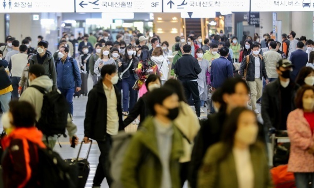 초속 32m 강풍에 200mm 폭우 … 제주공항 226편 무더기 결항