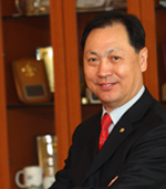 블랙야크 강태선 회장